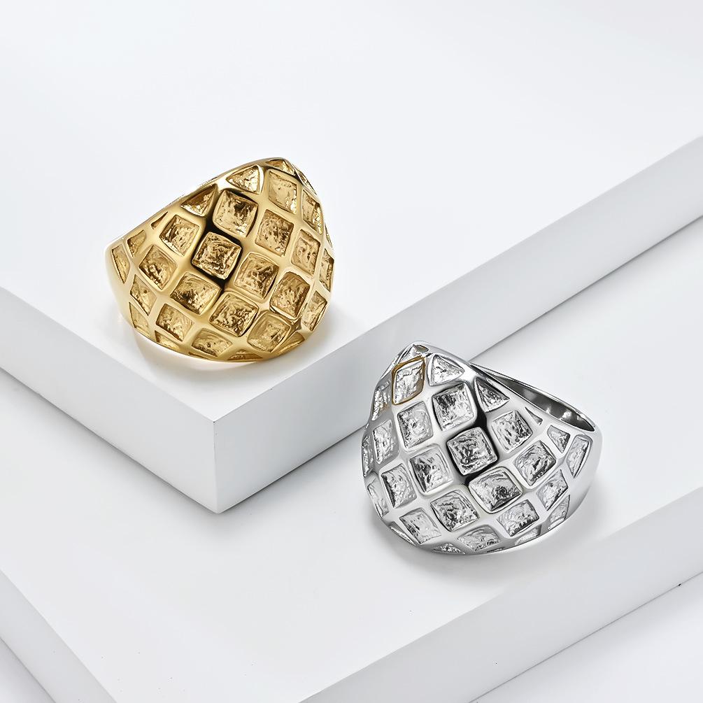New Arrival Stainless Steel Golden Honeycomb Pattern Ring for Women