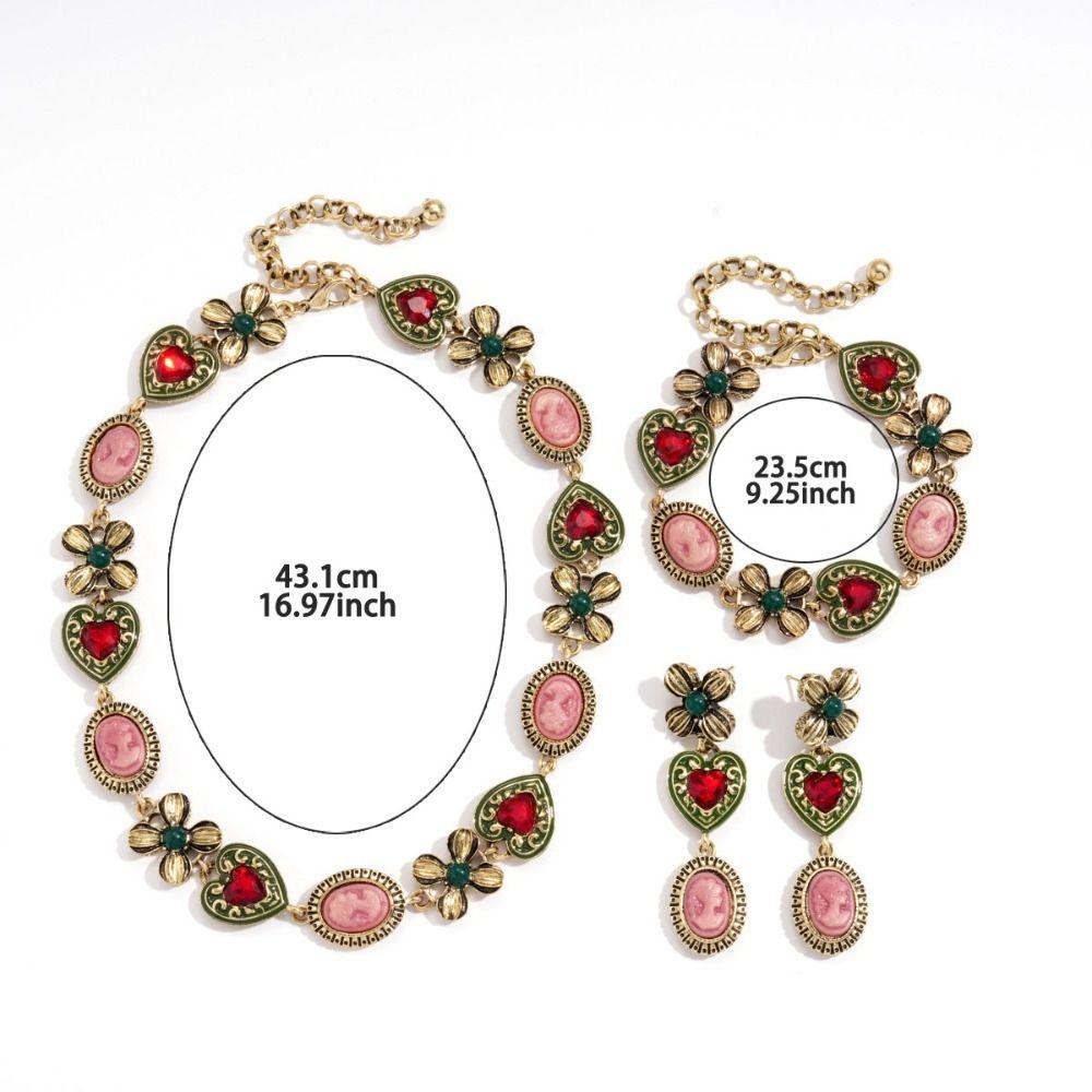 Zink Zinklegierung Herz Cameo Schmuckset Elegante Retro Geprägte Ohrringe Brillantes Vintage Halsketten Set Party