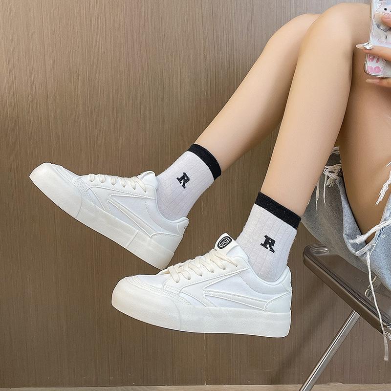 Neue Canvas-Schuhe Damen Schuhe Student Koreanische Version Lässige Board-Schuhe Sportlicher Stil Ins Trend Schnürschuhe Flacher Boden