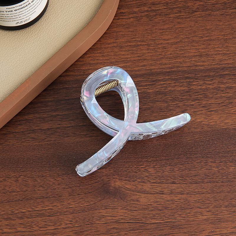 Minimalist Mother-of-Pearl Mermaid Hair Clip: Elegant Ponytail and Shark Clip Accessory