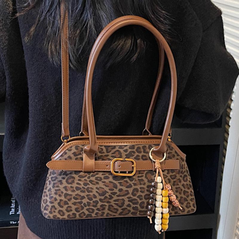 High-value Niche Bag Women's Large-capacity New Autumn and Winter Retro Shoulder Underarm Bag Work Commuter Bag