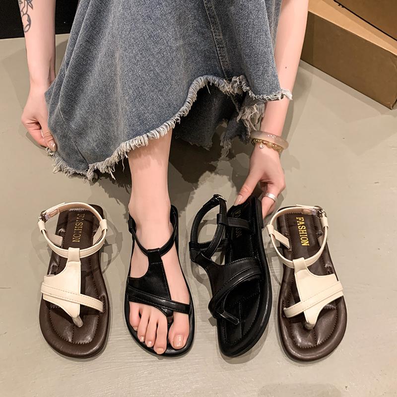 Fashion Indoor Thick Shoe Round Toe Open Home House Flip Flops Flat Soft Sandals Shoes for Women Woman Slippers Bathroom Slides 2025
