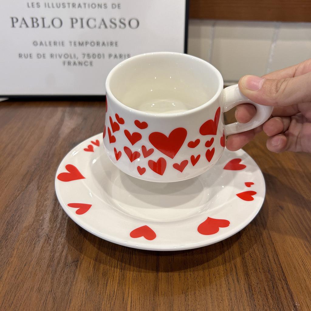 Korean Style Heart Ceramic Cup Dish Sets for Women New High Aesthetic Handle Coffee Mugs Exquisite Afternoon Tea Dessert Dish