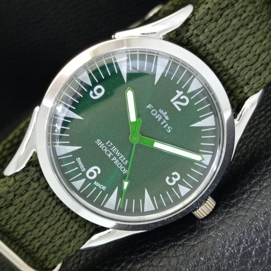 

ВОССТАНОВЛЕННЫЕ ВИНТАЖНЫЕ ШВЕЙЦАРСКИЕ МУЖСКИЕ ЧАСЫ С РУЧНЫМ ЗАВОДОМ И ЦИФЕРБЛАТОМ ЗЕЛЕНОГО ЦВЕТА a700982-5 R205a-a700982