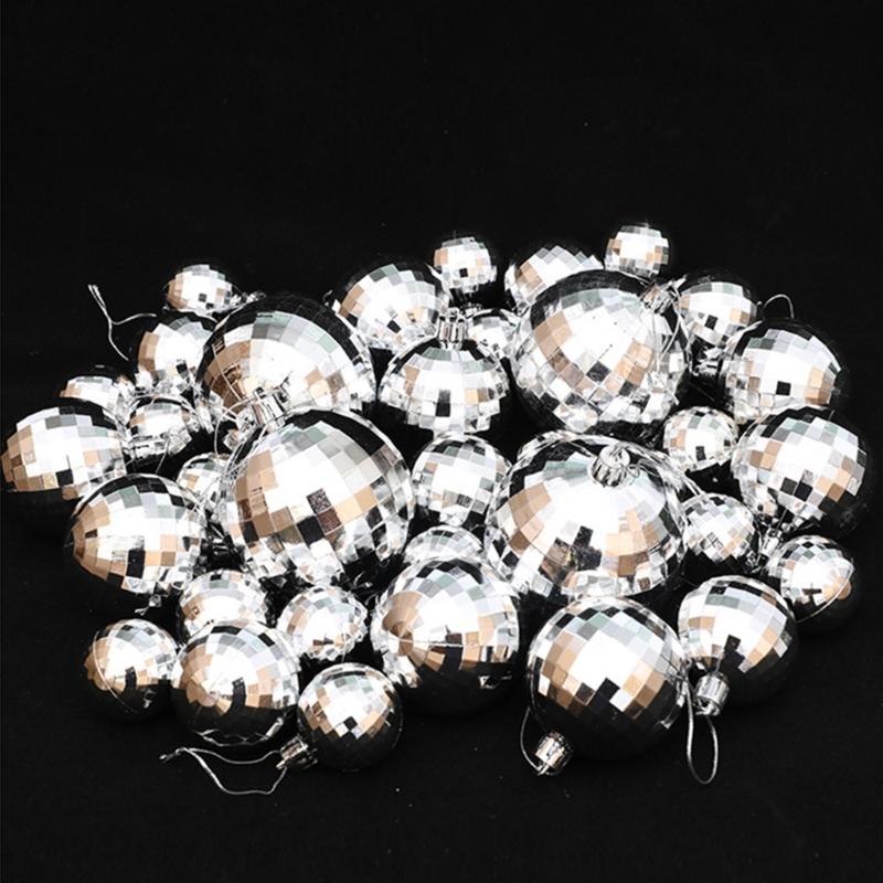 Elegant Christmas Sphere Ornament Christmas Hanging Pendant Assorted Checkered Sphere Baubles for Home Festivities
