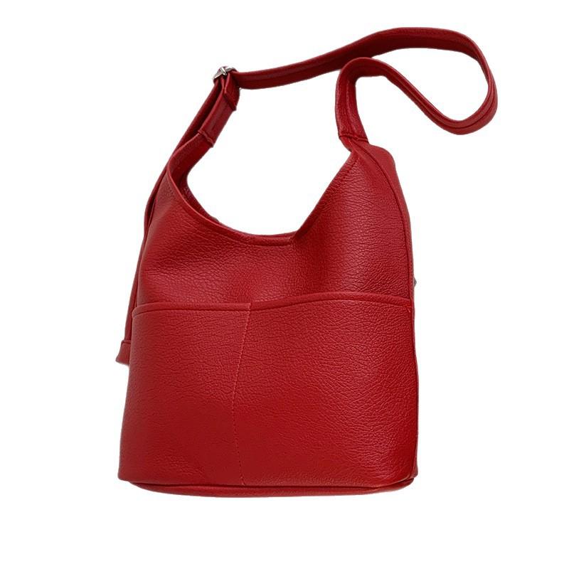 Casual Soft-faced Large-capacity Bag, Fashionable Commuting Single-shoulder Crossbody Bag, Simple and Retro Bucket Bag