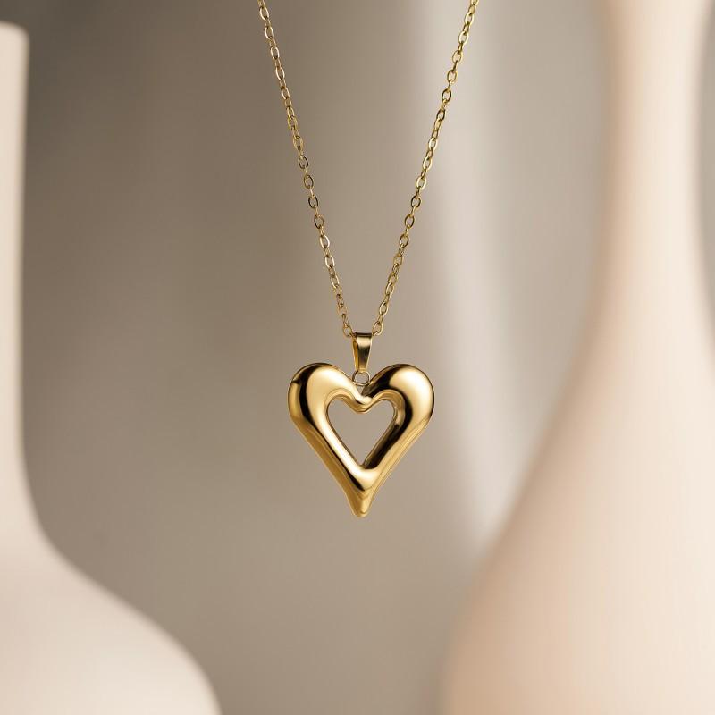 European and American French Gold Stainless Steel Three-dimensional Love Bow Cherry Pendant Necklace Collarbone Chain Women