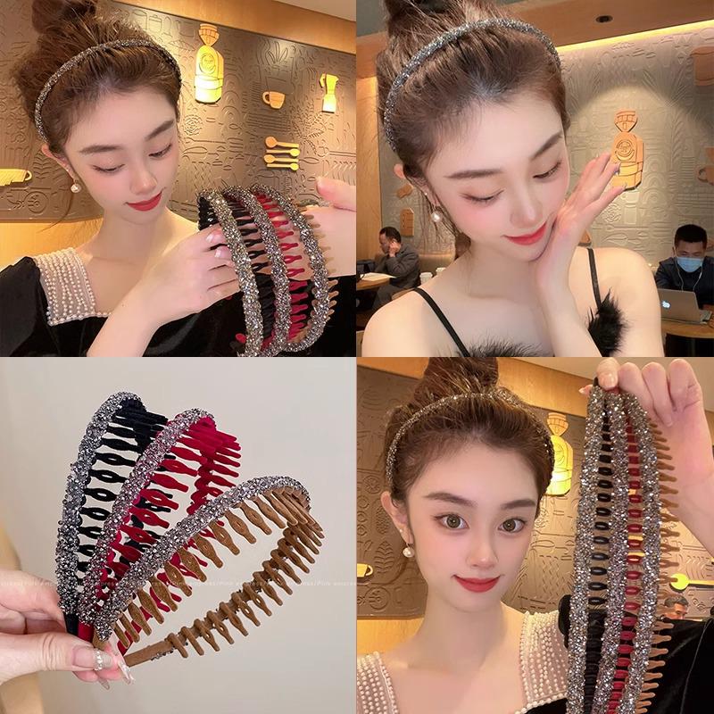 Bentiță elegantă de catifea cu strasuri, cu dinți, antiderapantă și elastic de păr pentru femei