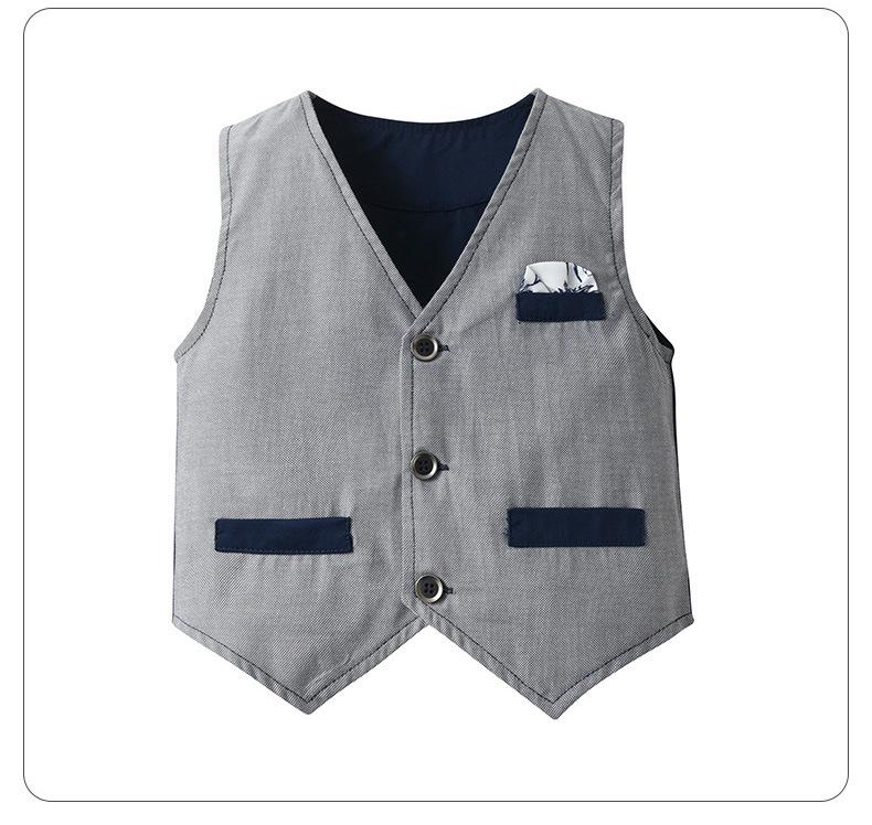 Completo Tre Pezzi Estivo da Ragazzo Stile Gentiluomo Britannico: Gilet, Pantaloncini e Maglietta
