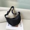 Niche Casual Men's and Women's Nylon Dumpling Bag Student Shoulder Bag Versatile Fashion New Trendy Leisure Bag
