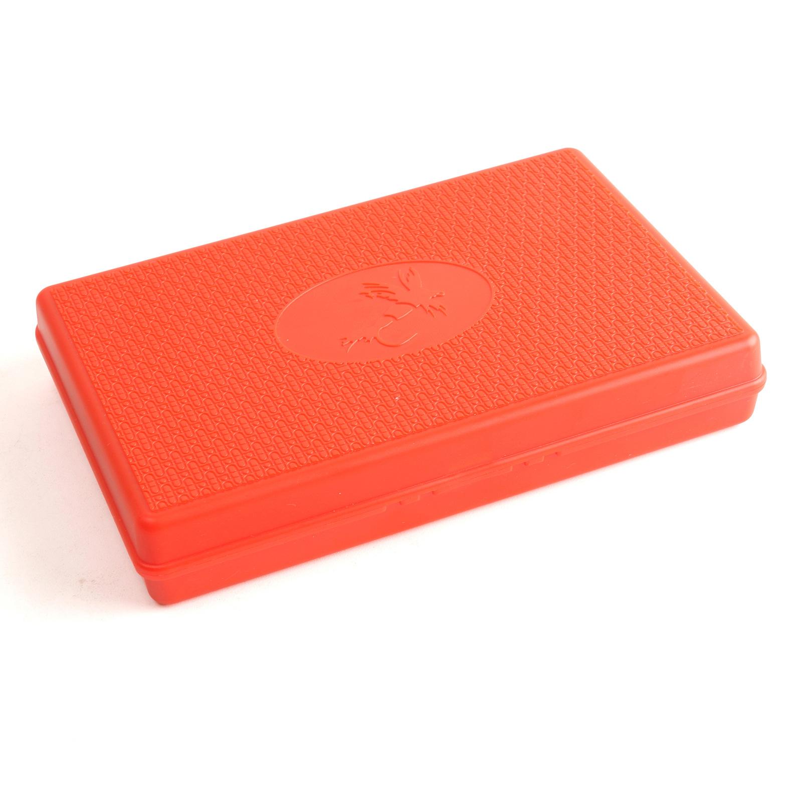 Maximumcatch Super Slim Fly Fishing Box Colorful Plastic Waterproof Storage with Foam Can Hold 408 Flies for Stream Lake Fishing красный