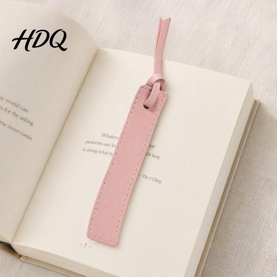 Book Accessories Faux Leather Bookmark Classic Stitched Bookmark with Rope Ultra-Thin Stationery