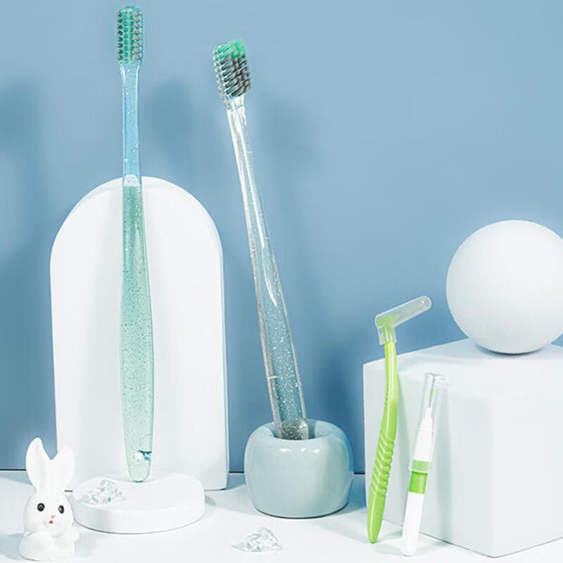 

FAWNMUM Orthodontic Soft Bristle Toothbrush 3-Piece Set