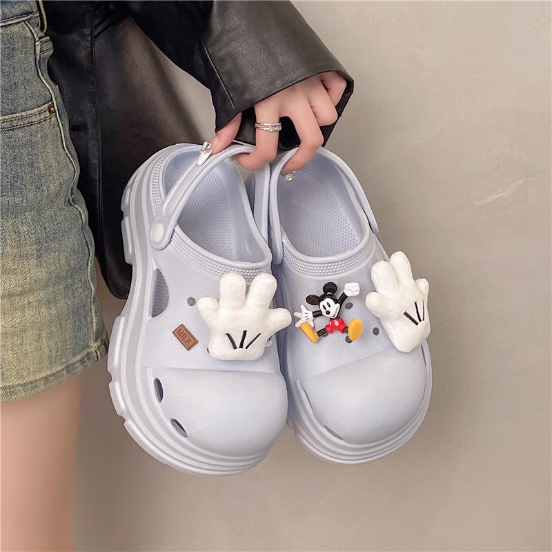 

Personalized hole shoes women s 2025 summer fashion outer wear height increase cute bear soft bottom beach cool slippers women s trend 41 синий