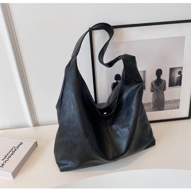 Ретро Весна Новое Поступление Большая Вместимость 2024 Новая Корейская Мода Однотонная Повседневная Уличный Тренд Сумка-тоут Для Женщин чёрный