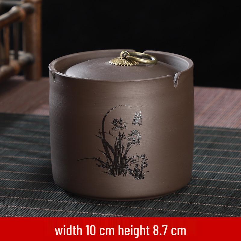 Zisha Ceramic Ashtray with Lid: Medium, Fly-Proof, Retro Home & Office Decor for Extinguishing Cigarettes.