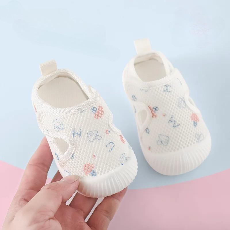 Koreanische 0-1-2 Jahre Alte Babys Neue Kinder Netzschuhe Kleinkindschuhe Jungen Mädchen Hohl Atmungsaktive Netzsandale Babykleidung
