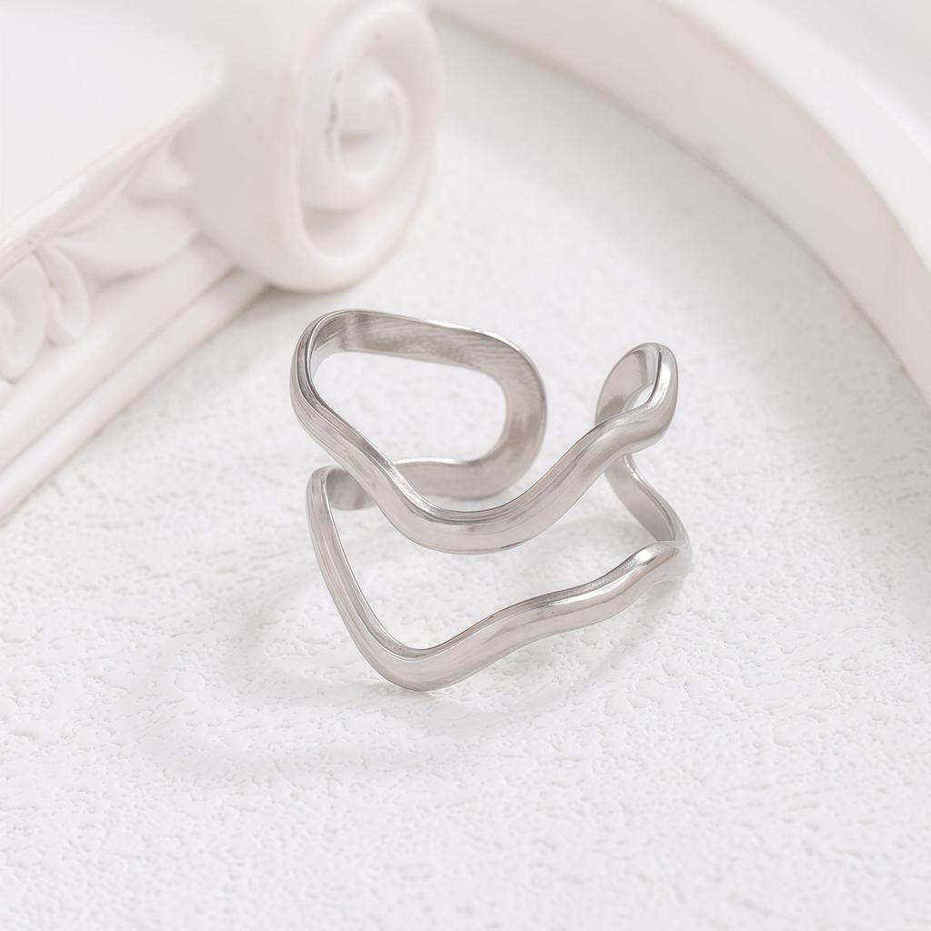 Women's Minimalist Irregular Lines Stainless Steel Ring – French-Inspired Cool Style for Index Finger