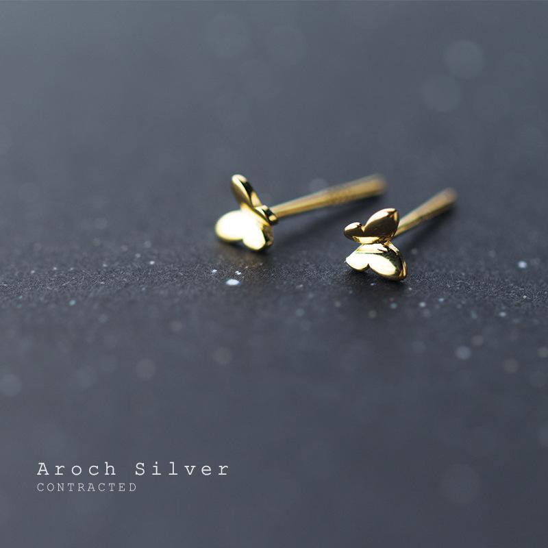 

S925 Silver Ear Dings, Sweet Butterfly Ear Dings, Cute, Small, Delicate, and Fashionable Small Animal Jewelry