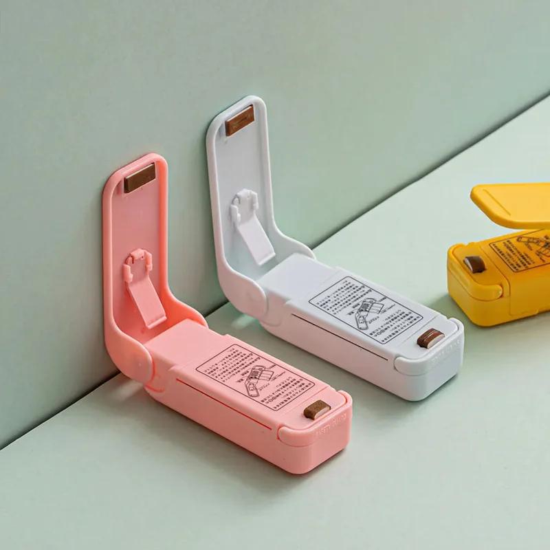 Mini Sealing Clip Sealer Packaging Insulated Plastic Food Bag Sealing Portable Snack Packaging Kitchen Tools