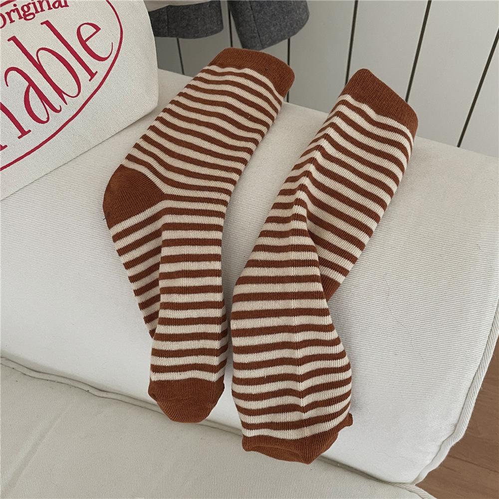 

Ladies Autumn and Winter Striped Versatile School Windbreaker Pile Socks 1 pair темно-помаранчевий колір