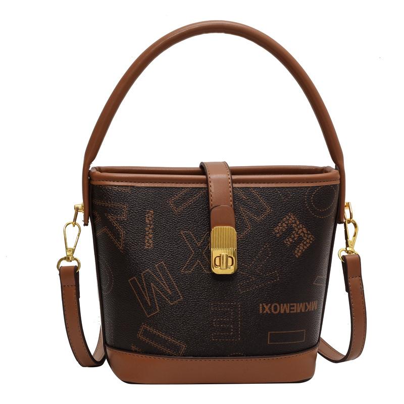 Super fire small bag women's autumn and winter versatile 2025 new letter shoulder messenger bag Korean version popular portable bucket bag