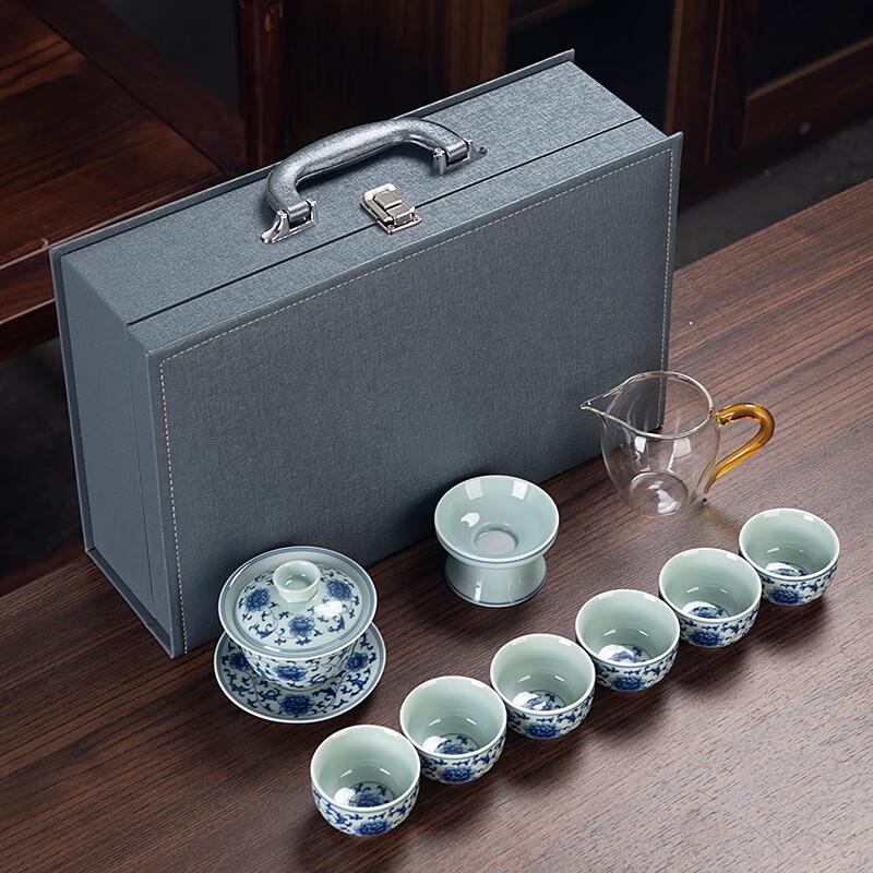 

Dazhi Underglaze Blue & White Kung Fu Tea Set
