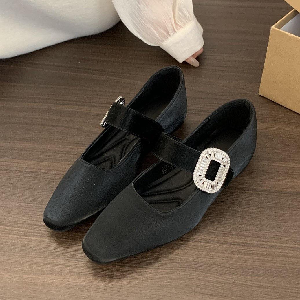 

Внутренняя часть увеличивает толстую подошву серебристого цвета, одинарные туфли для женщин на весну и осень, новые французские темпераментные феи, для поездок на работу, Мэри Джейн, маленькие туфли 39 чёрный