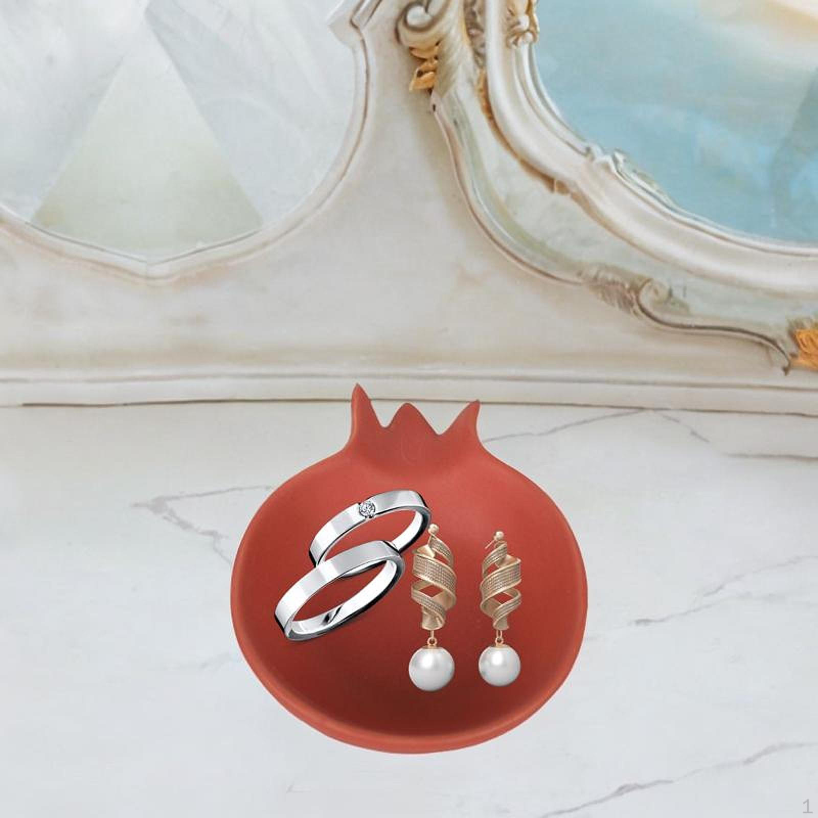 

Display Plate for Jewelry, Key Bowl and Trinket Holder Watches червоний