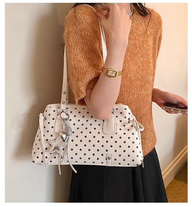 Spring 2026 Fashionable Women's Polka Dot Shoulder Bag
