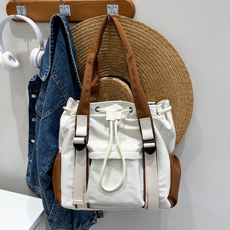 Öğrenci Kitap Çantası Büyük Kapasiteli Kontrast Renkli Çanta Banliyö Omuz Çantası Crossbody Çanta