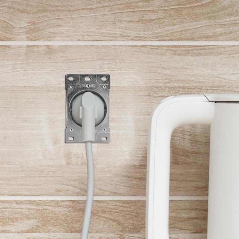 50A 250V RM 650DF NEMA 6 50R Outlet with Corrosion Resistant Construction for Industrial and Residential Use