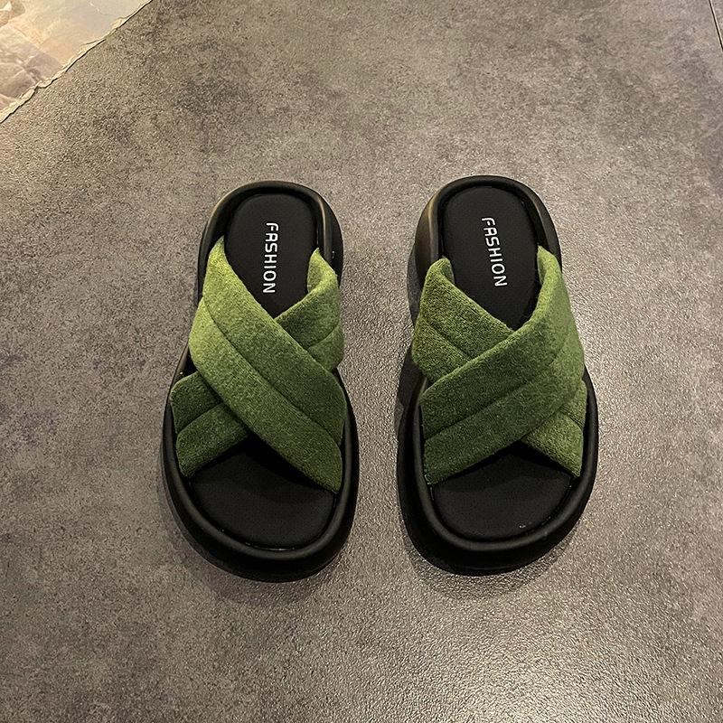 

Thick-soled cool slippers women s summer wear increases 2025 new muffin fashion casual beach cross sandals 35