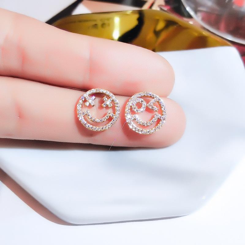 Full Diamond Smiley Earrings for Women with Sterling Silver Korean Temperament Earrings for The New Year Trendy Simple and Cold Style Earrings