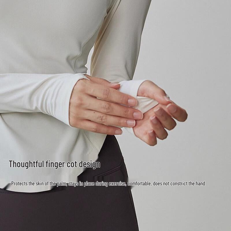 Gigt Women's Long Sleeve Yoga & Fitness Top