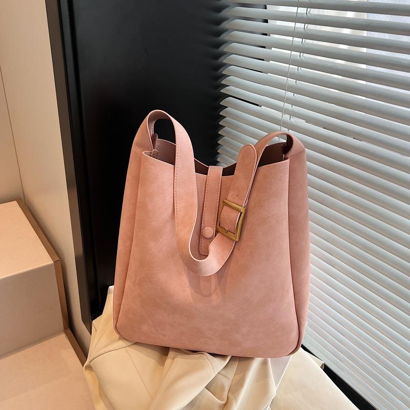 

Retro large-capacity underarm bag women s new simple and versatile shoulder bag fashionable commuter tote bag розовый