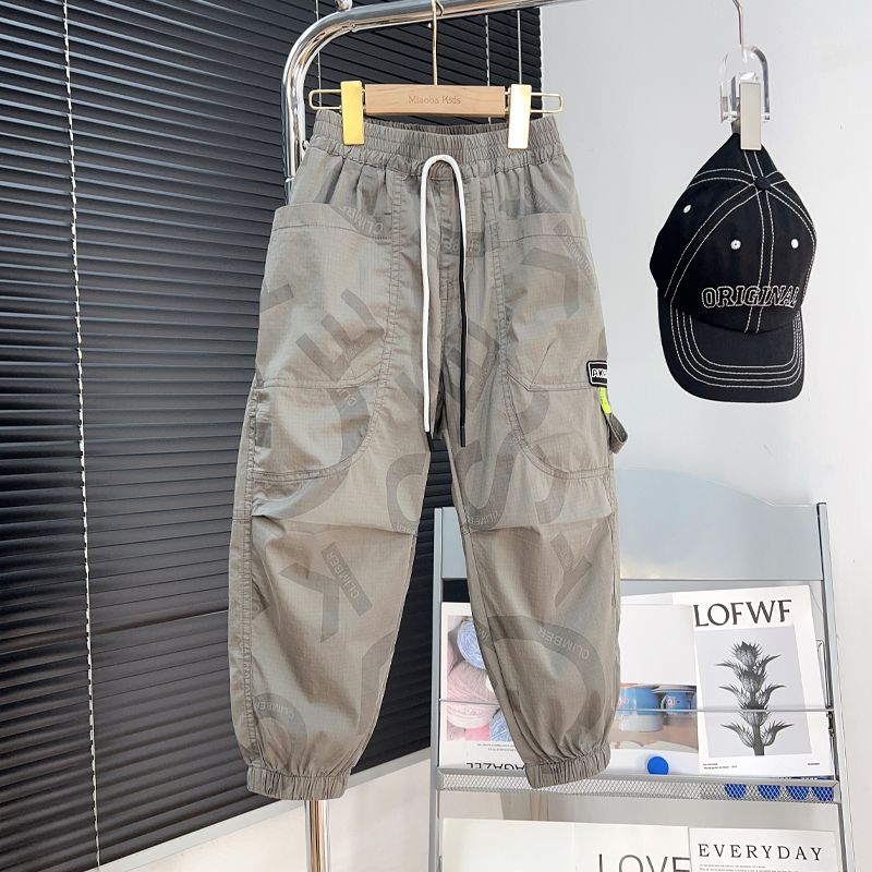 

Брюки для мальчиков летние тонкие 2025 новые детские из ледяного шелка быстросохнущие брюки с защитой от комаров брюки карго спортивные брюки летняя одежда 160 серый