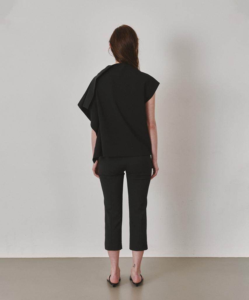 Bopeu Sabine Capri Pants (Black)