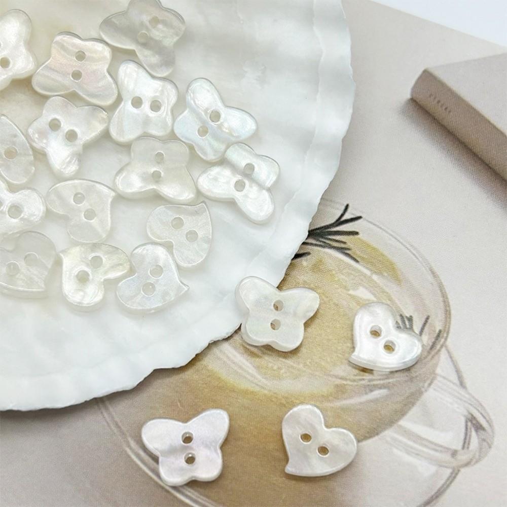 30pcs Fashionable Glossy Surface Heart Buttons Cute Creative Butterfly Buttons 2 Holes White Resin Buttons Clothes Accessories
