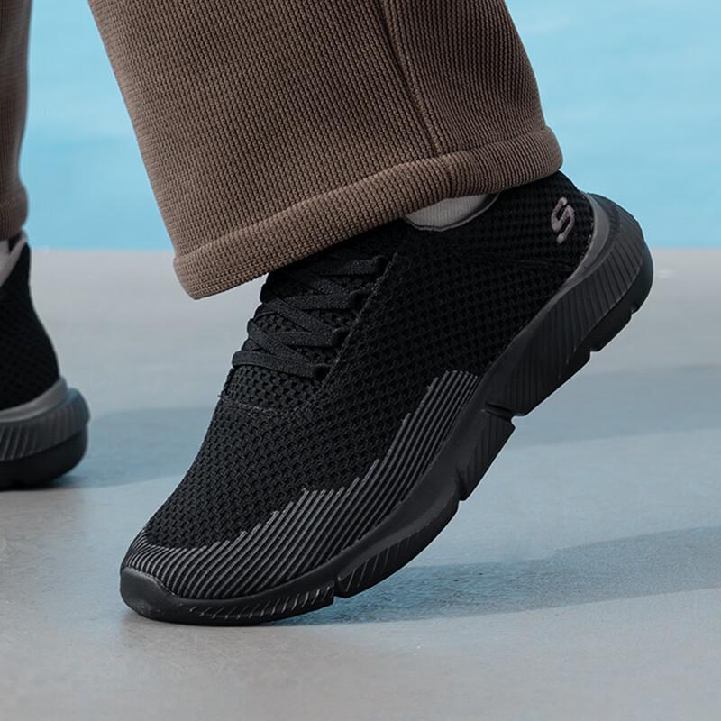 Skechers Men s Breathable Slip-On Walking Shoes EU 40