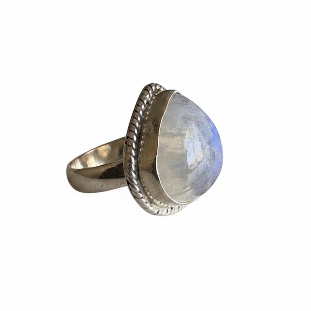 Rainbow Moonstone Statement Ring, 925 Solid Sterling Silver, Minimalist Women Ring, Everyday Wear Handmade Jewelry