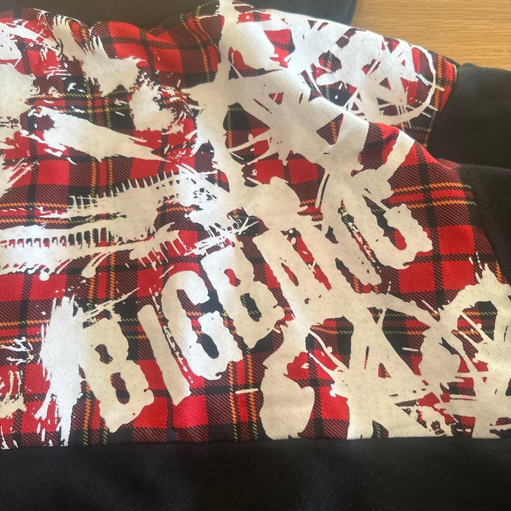 [GEBRAUCHT] BIGBANG Live Hoodie Größe M