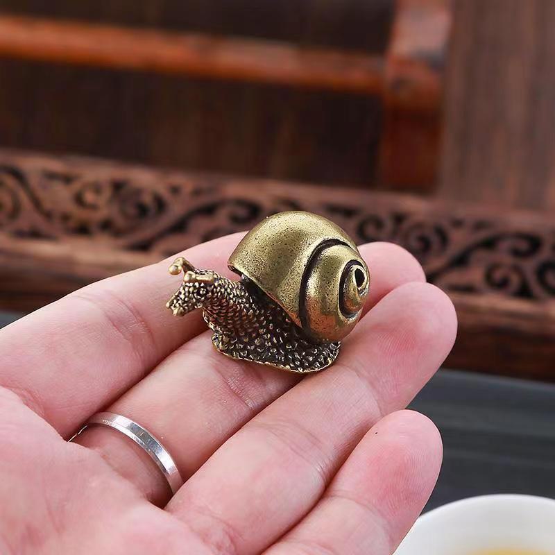 

Антикварные латунные украшения в виде улиток — миниатюрный ручной декор для автомобиля, офиса, дома, журнального столика. Long-necked snail