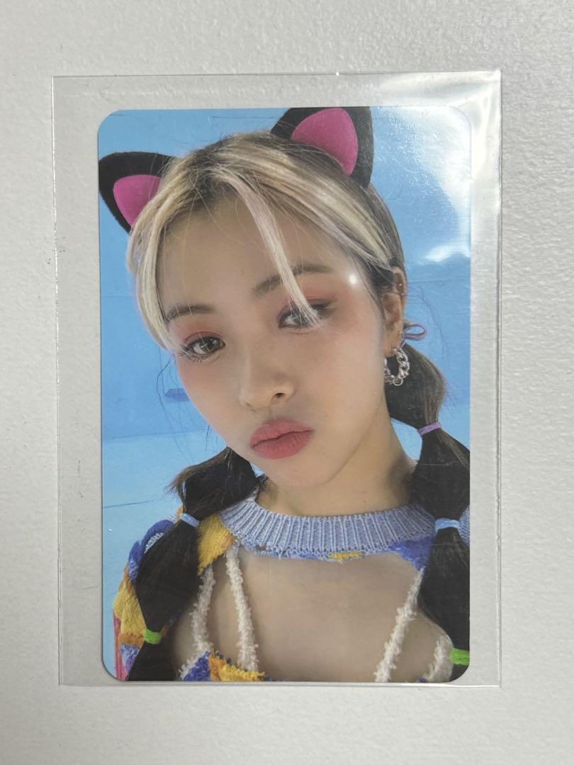 

[USED] ITZY Ryujin Trading Card Applemusic Cat Ears Crazyinlove