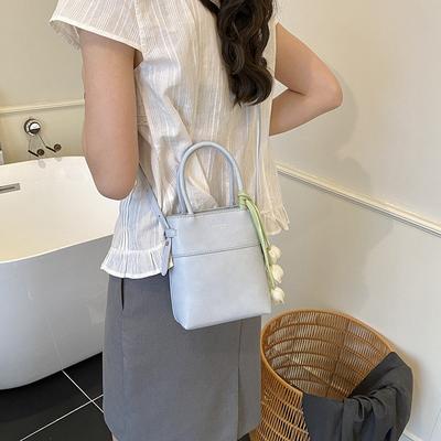 Crossbody Bag Women's New Niche Versatile Small Shoulder Underarm Bag Fashion Bucket Bag Tide
