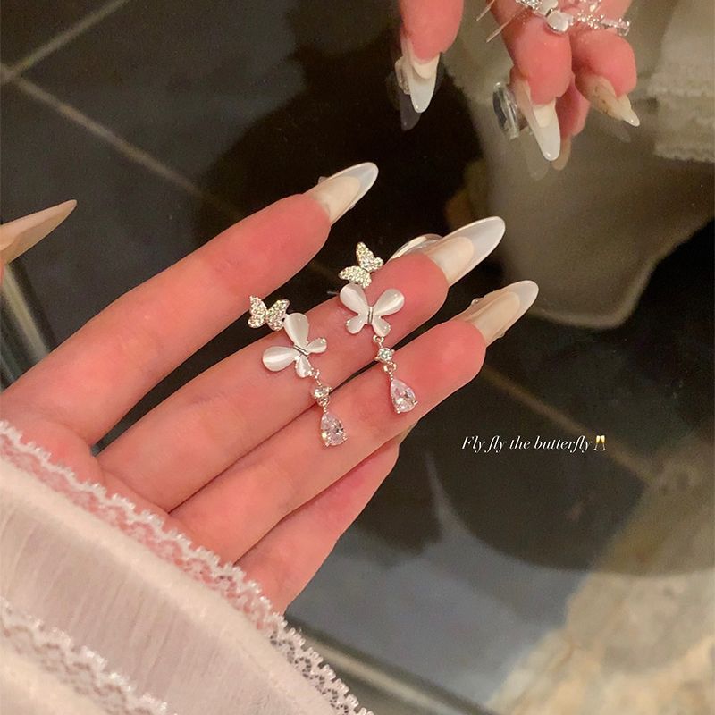 

Korean Style Super Flash Zircon Water Drop Cat Eye Butterfly Earrings Female Accessible Luxury Fancy Ear Studs Non-Piercing Ear Clip Earrings S925 silver needle-cat eye butterfly pair