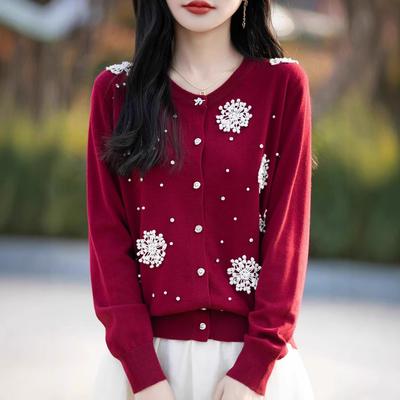 Handmade Three-dimensional Edelweiss Unique and Gentle Round-neck Knitted Cardigan for Early Spring