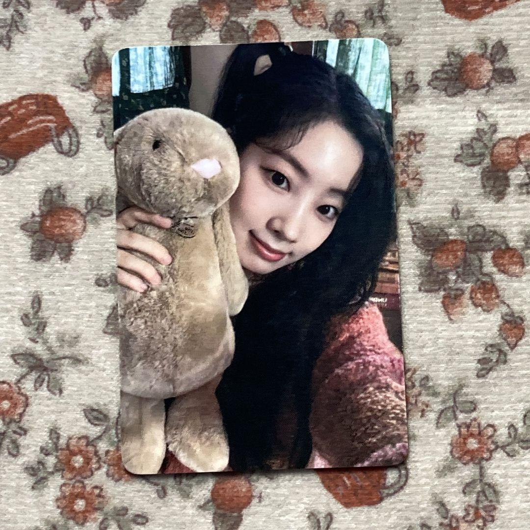 

[USED] TWICE Dahyun With YOU-th ONE SPARK Pre-recorded trading card