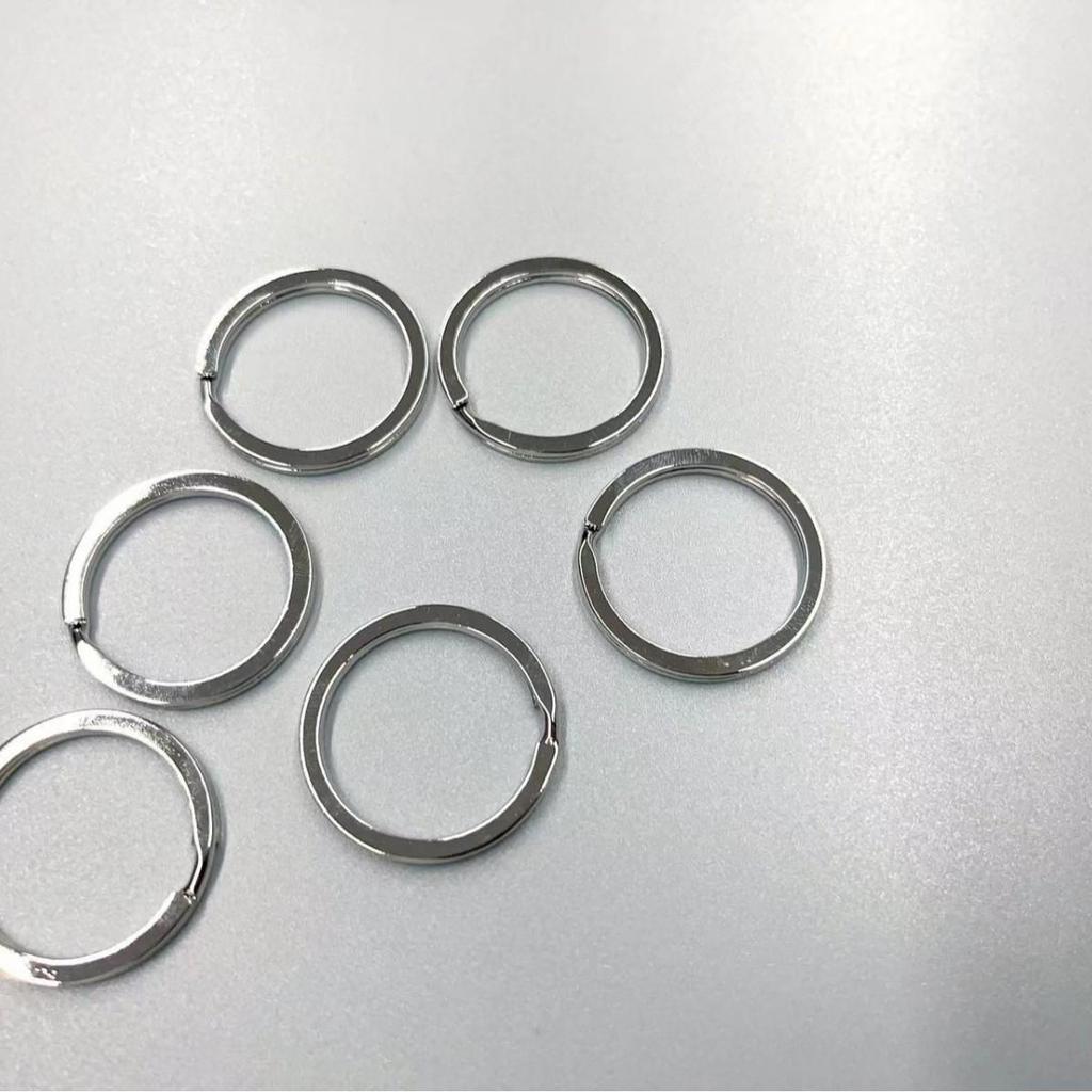 Retro Alloy Cowhide Keychain with Hand-Woven Belt - Men's Business Gift Key Ring for Car and Mountaineering Enthusiasts