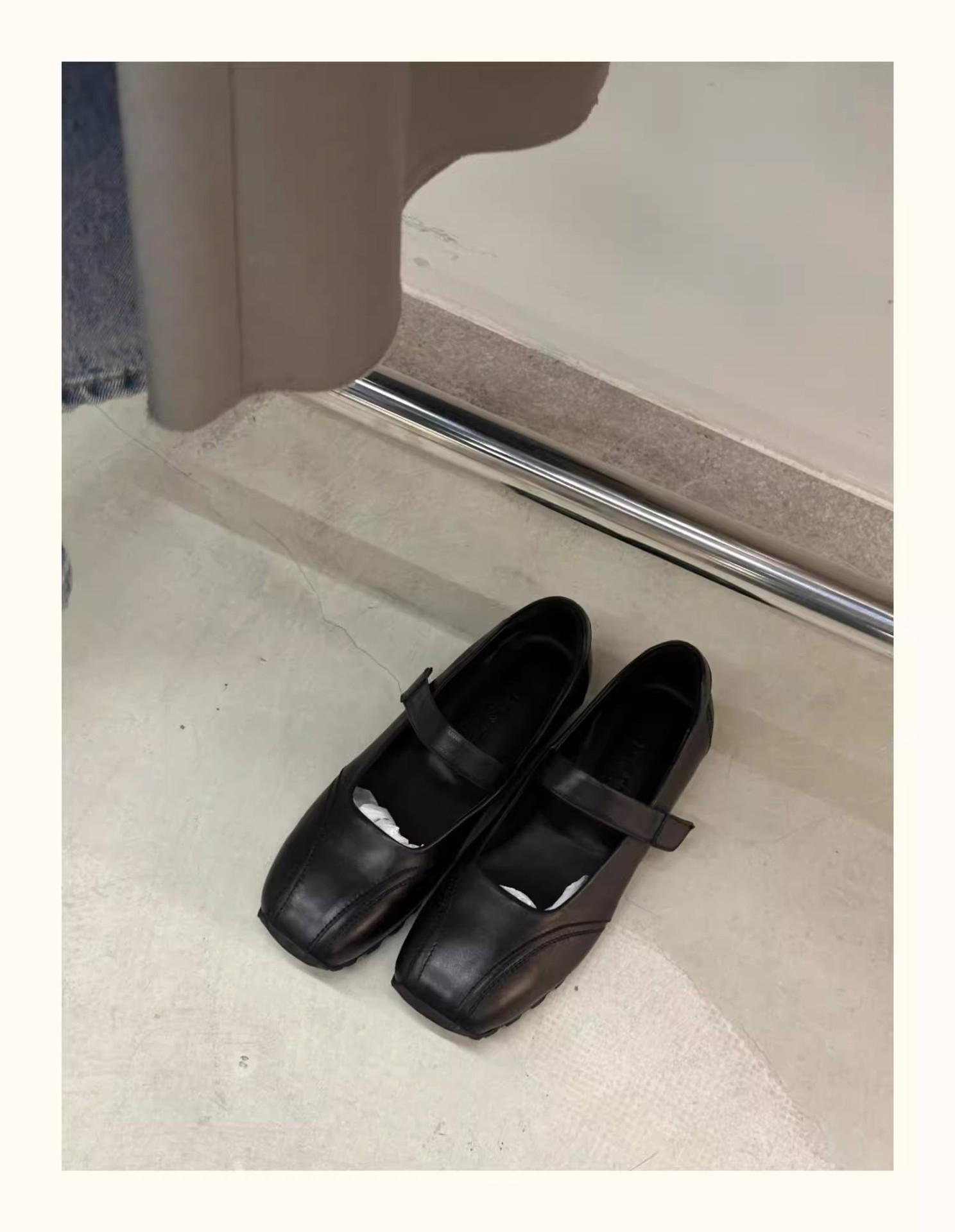 

Кожаные балетки Velcro ретро серебристого цвета женские новые универсальные нишевые туфли Мэри Джейн лето 40